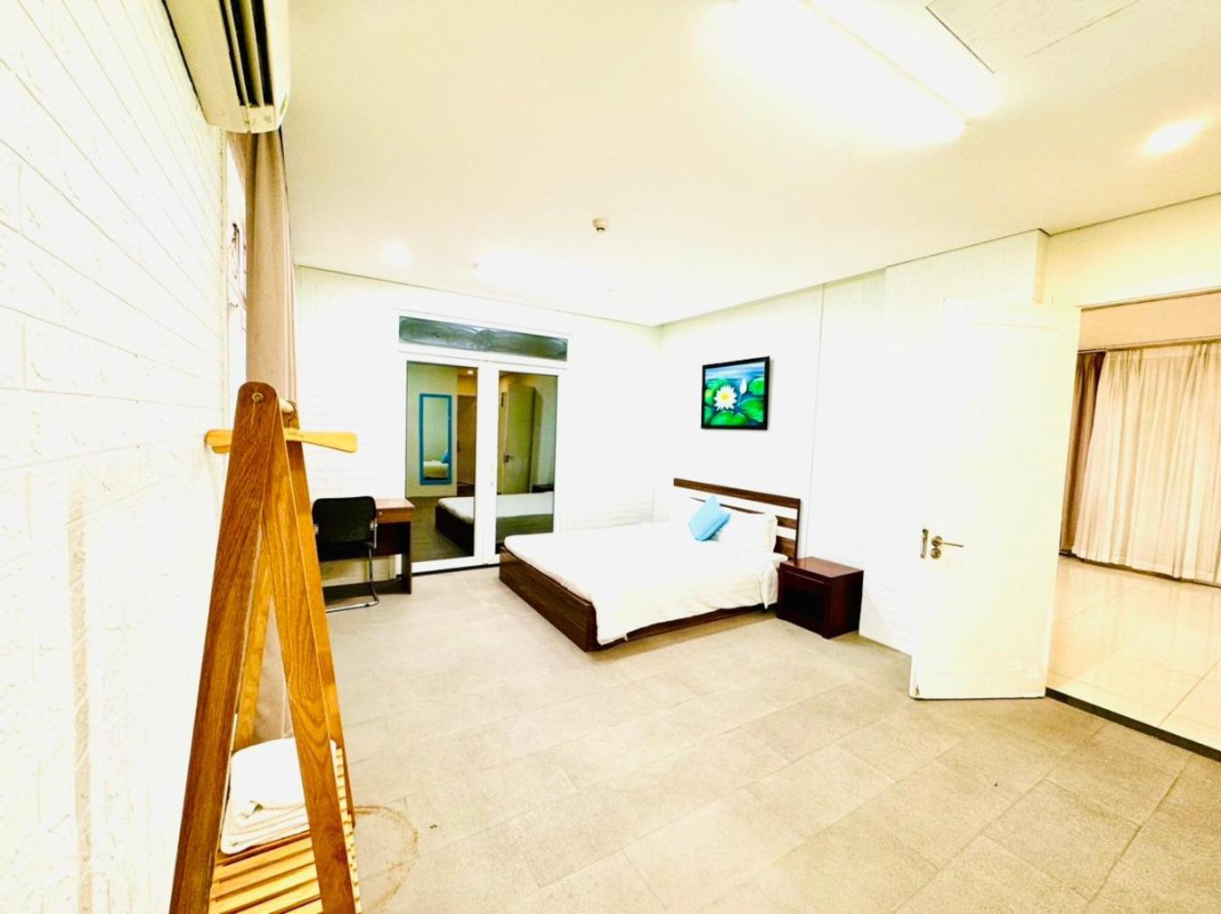 Palmier Hotel - Art House Đà Nẵng Extérieur photo